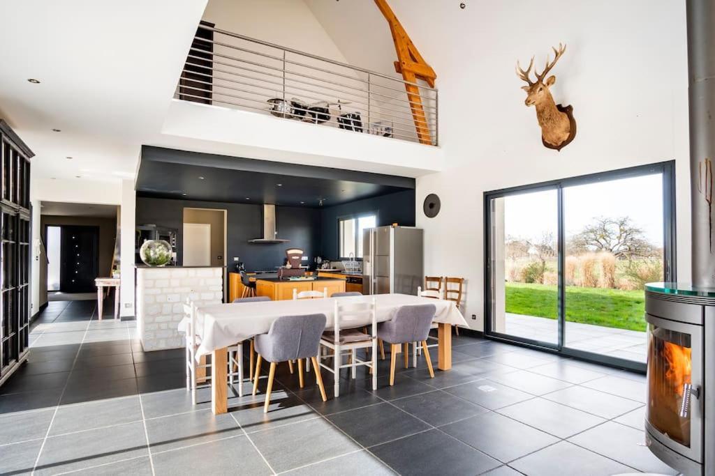 Villa Des Vergers Le Conihout du Mesnil エクステリア 写真