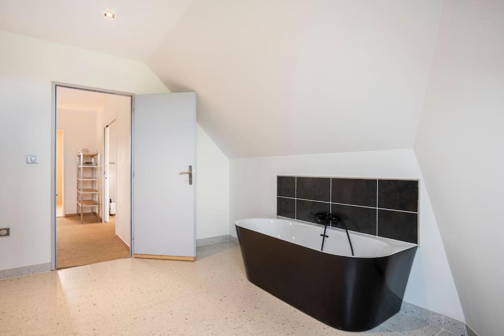 Villa Des Vergers Le Conihout du Mesnil エクステリア 写真